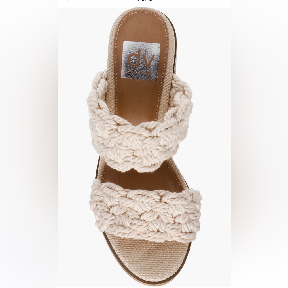 Dolce Vita Heels 🤍 - Picture 6 of 9